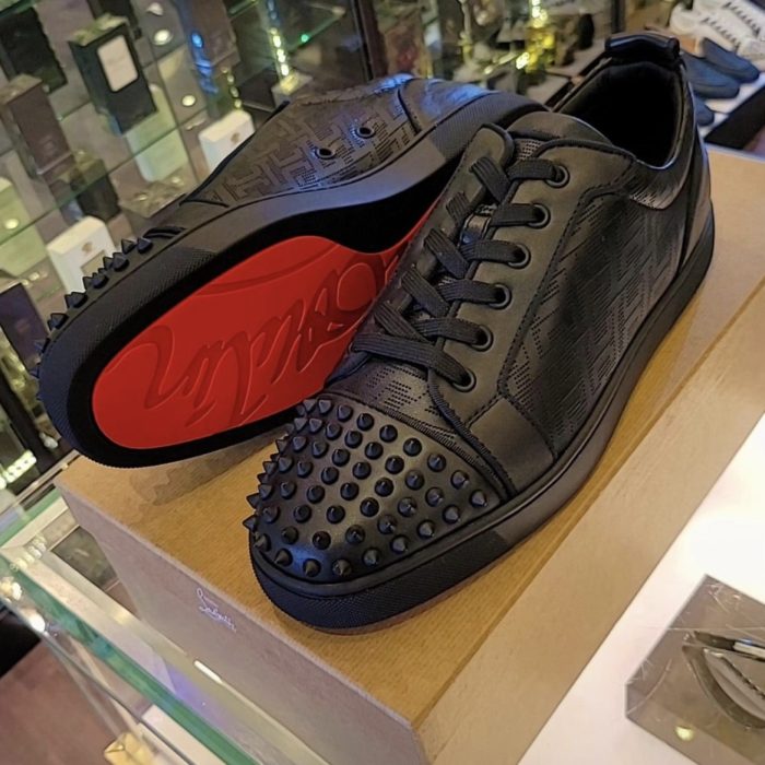 Alternative view of Christian Louboutin Louis Jounior 2